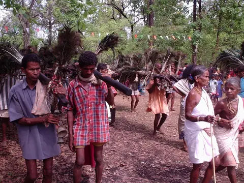 पेन कग़्सळि - पेन वडेर पेन्ह्‌किन कांजिस ओस्तोर